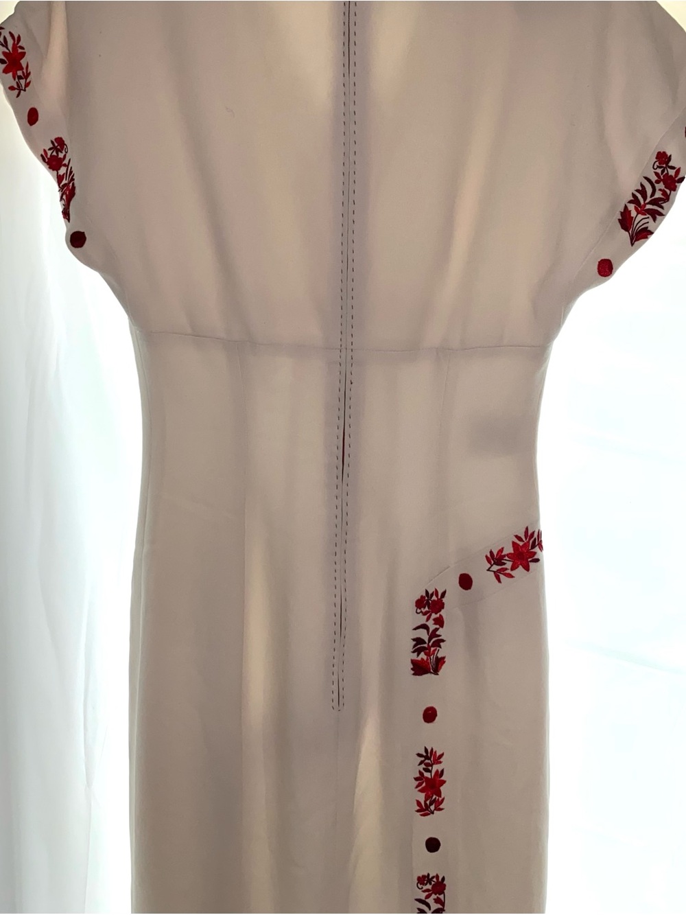 L'Wren Scott Serengeti Sunset Cream V-Neck Satin-Lined Dress - Picture 13 of 16